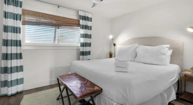 Beachfront Townhome in Seacrest + Free Tickets: Bikes, Dolphin Cruise & More!