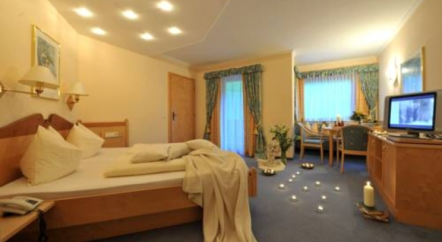 Hotel Zauchensee Zentral, Забронировать Отель Альтенмаркт Salzburger Sportwelt