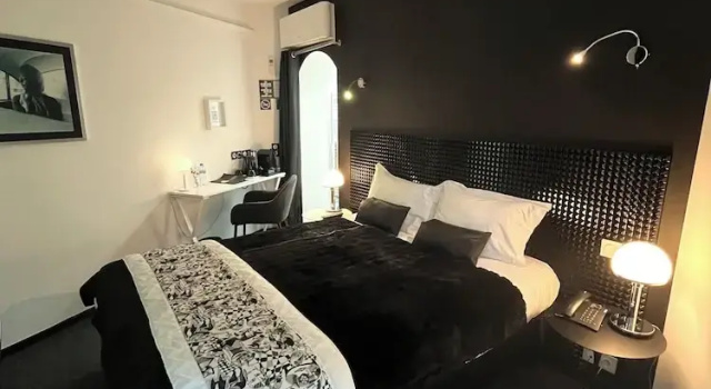 Двухместный номер Standard Art Hotel