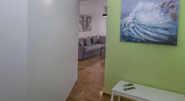 Modern Apartment close to Acropolis Museum by GHH