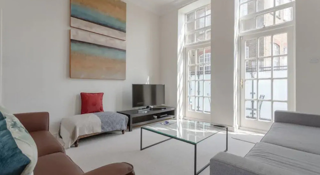 Spacious Apartment in a Factory Conversion, Varaa Huoneisto Asunnot kohteessa Merseyside, Huoneisto