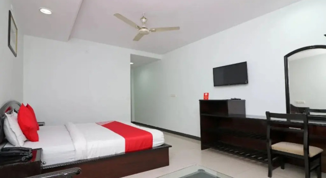 OYO 5452 Hotel Vindhwashni, Rezervovat Hotel Pangot Uttarakhand