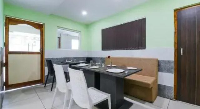 OYO 29147 B Hotel