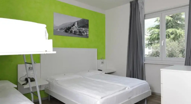 Четырёхместный номер Standard Eco Hotel Benacus