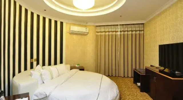 Люкс Deluxe Yuxi Wanxin Hotel