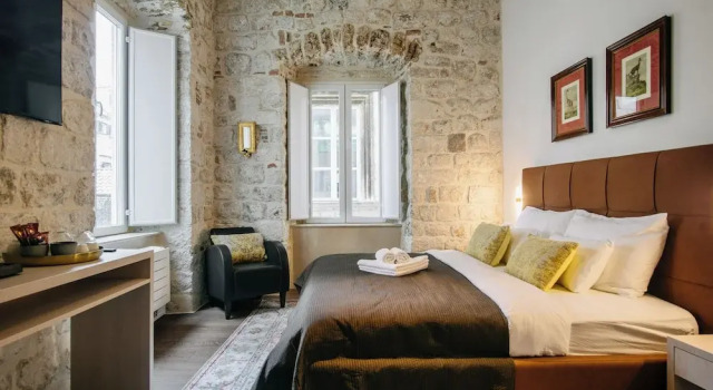 Номер Deluxe CENTRAL W ROOMS by DuHomes