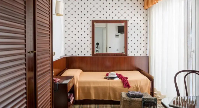 Одноместный номер Standard Hotel Astro