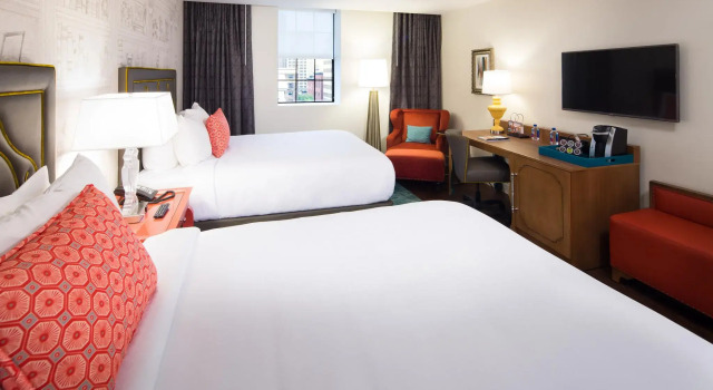Четырёхместный номер Standard Hotel Indigo Baltimore Downtown by IHG