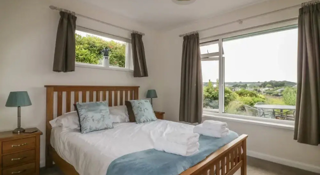 Creek View, Book Hotel Truro Cornwall
