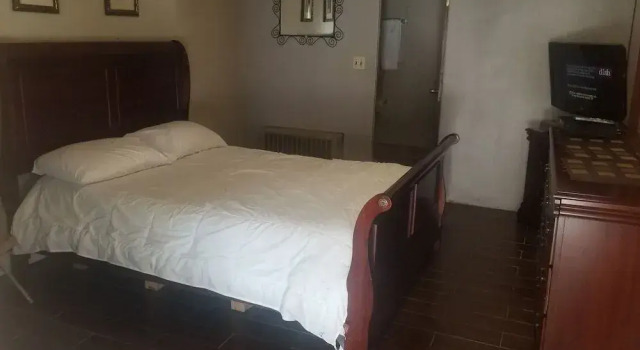Arbor Inn Motor Lodge