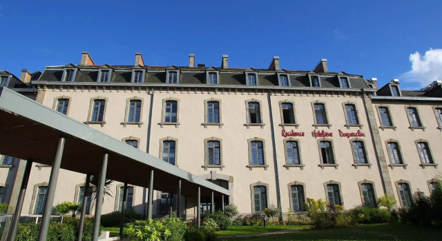 Résidence Vacancéole - Duguesclin, Rezerwuj Hotel Dinan 