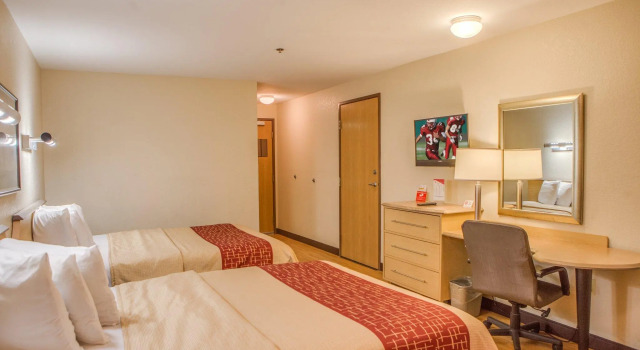 Четырёхместный номер Standard Red Roof Inn Pharr - McAllen