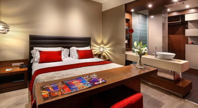 Двухместный номер Olivia Plaza Hotel