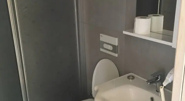 Четырёхместный номер Standard Peri Hotel