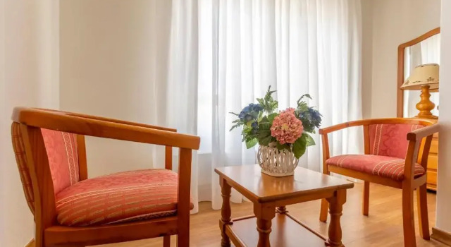 Hotel Nautilus, Prenota Hotel  