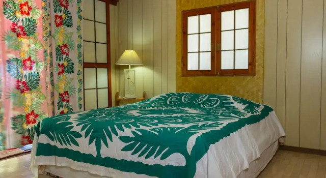 Fare Edith Moorea, Book Hotel Haapiti Moorea