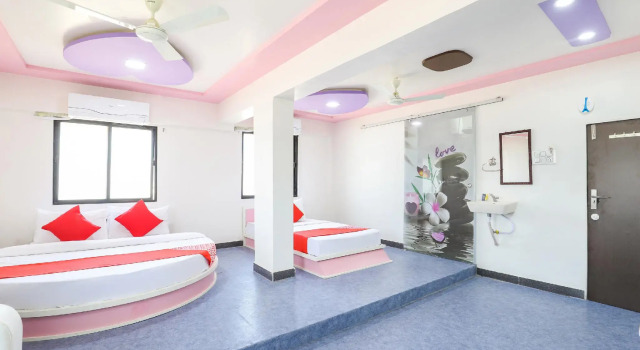OYO 69018 Hotel Jet Inn, Rezerwuj Hotel Hotele w Gujarat ze śniadaniem, Śniadanie