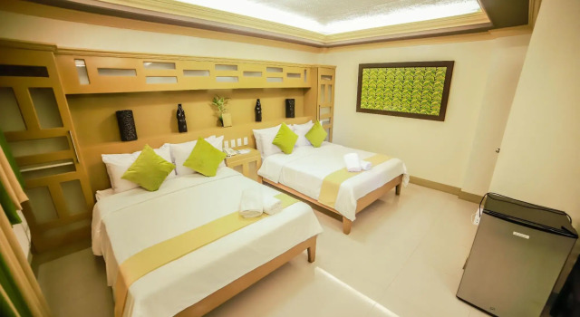 Villa Esmeralda Bryan's Resort Hotel and Restaurant