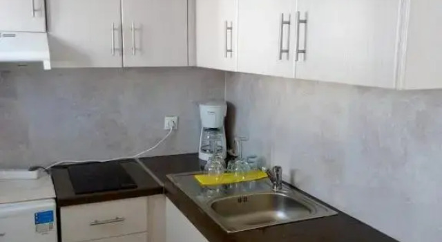 Cozy Apartment With Side View of Acropolis, Забронировать Апартаменты/квартира Отели Афины с парковкой, рядом с Омония, Парковка