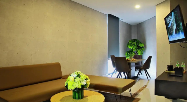 REVIVE Hotel Lampung Bandar Jaya, Prenota Hotel  