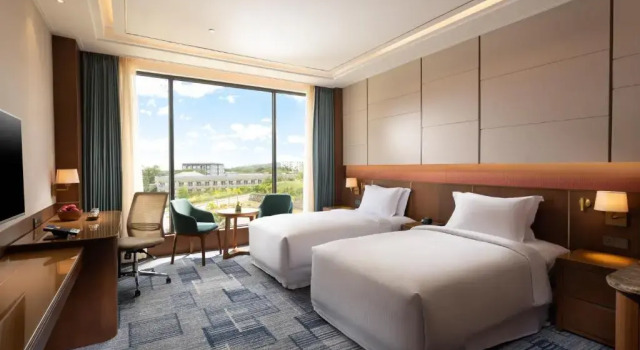 Семейный номер Standard Hilton Clark Sun Valley Resort