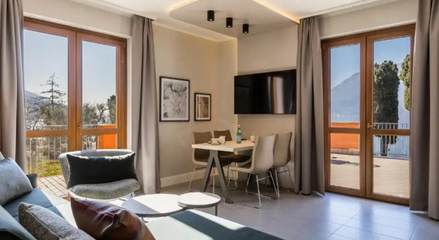 Апартаменты June Stay Lake Garda