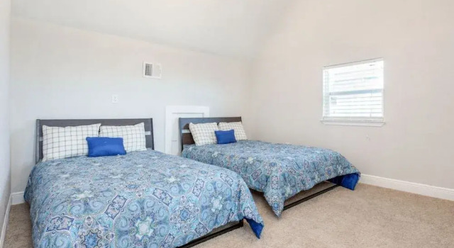 Beachfront Beauty in Galveston by RedAwning, Забронировать Отель Галвестон Texas Gulf Coast