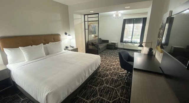 Двухместный люкс La Quinta Inn & Suites by Wyndham Yucaipa