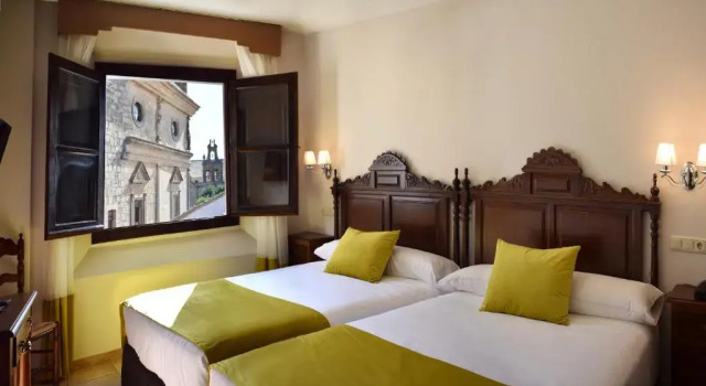 Двухместный номер Standard Hotel María de Molina