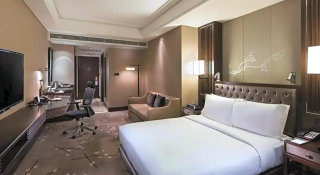 Двухместный номер Standard DoubleTree by Hilton Chongqing