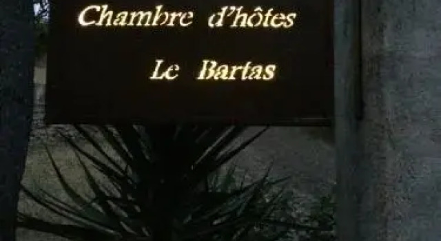 Chambre dHtes de Charme Le Bartas, Rezerwuj Hotel Nimes Gard