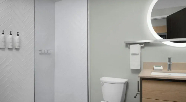 Четырёхместная студия TownePlace Suites by Marriott Paris