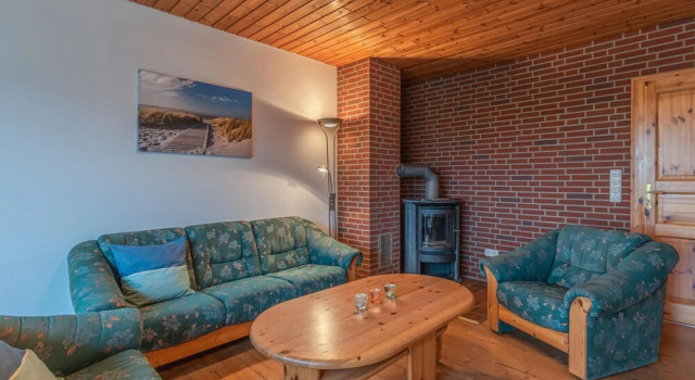 Awesome Home in Friedrichskoog-spitze With 2 Bedrooms and Wifi