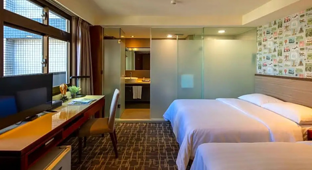 Трёхместный номер Classic Rich & Free Hotel - Kaifeng 富逸旅趣-北車開封館