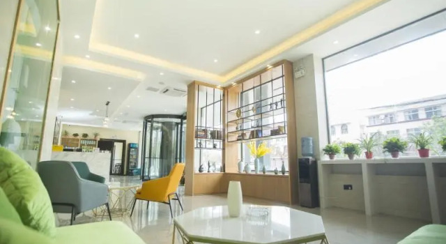 GreenTree Inn Suzhou Xiaoshan county Century Avenue, Rezervați Hotel Hoteluri în Suzhou cu parcare, Parcare