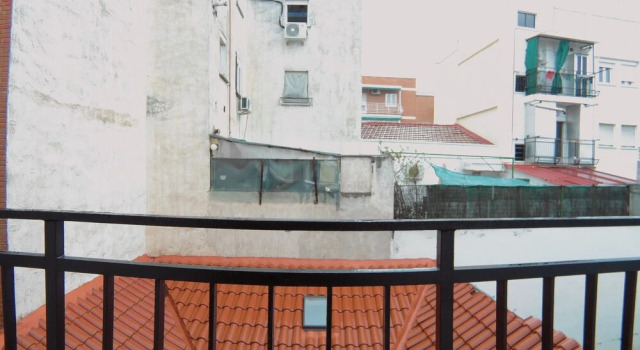 Apartamento interior cercano al parque Olof Palme AP7
