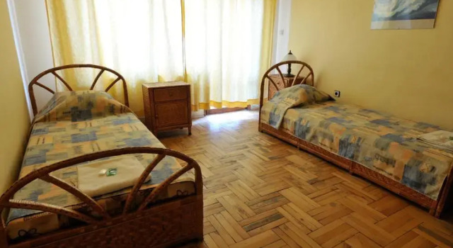Hotel Prolet, Book Hotel Hoteller i centrum af Shumen, hoteller i centrum af Shumen
