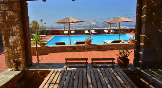 Апартаменты с видом на бассейн Paradisia Suites