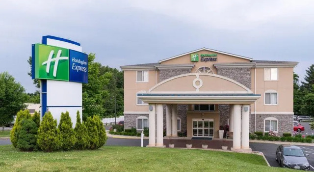 Студия Holiday Inn Express Hartford-Newington by IHG