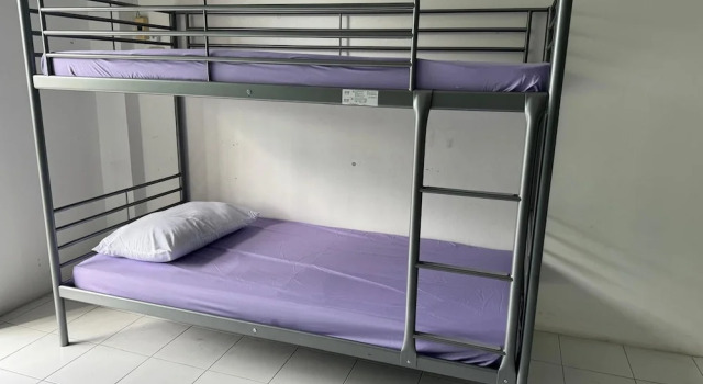 Кровать в общем номере JS786CAFFE&HOSTEL