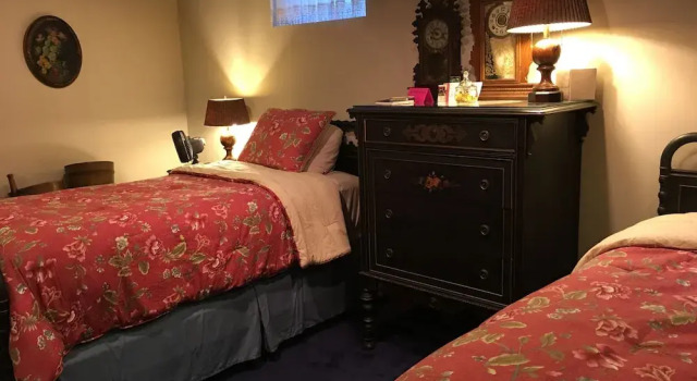 The Ashe Farm Bed & Breakfast, Забронировать Фермерский дом Маршалл Pisgah National Forest