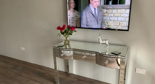 Coachman Cottage Outside Hot Tub, Забронировать Дом для отпуска Бейт Эйршир