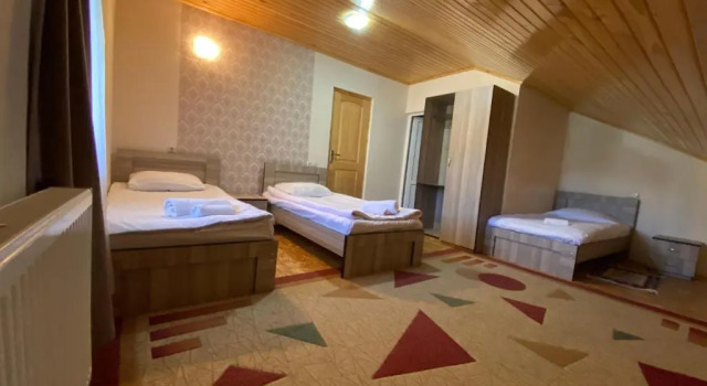 Manana Japaridzes Guesthouse, Prenota Hotel Hotel economici a Samegrelo Zemo-Svaneti