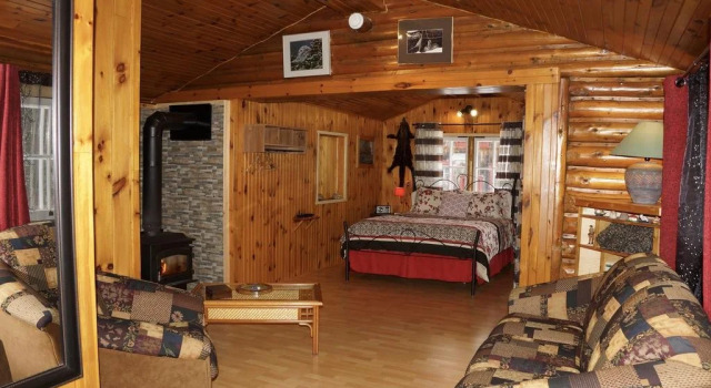 Domaine le Bostonnais - Le Village en Bois Rond, Boek Hotel Hotels in Mauricie met ontbijt, Ontbijt