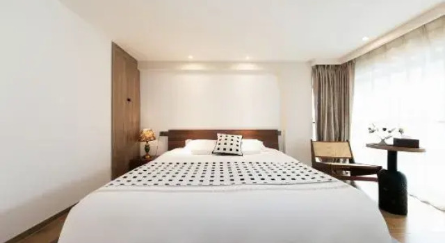 Двухместный люкс с 2 комнатами с видом на горы Zhujiajian Chun Yu Autumn House Loft holiday apartment(near the mount Putuo)