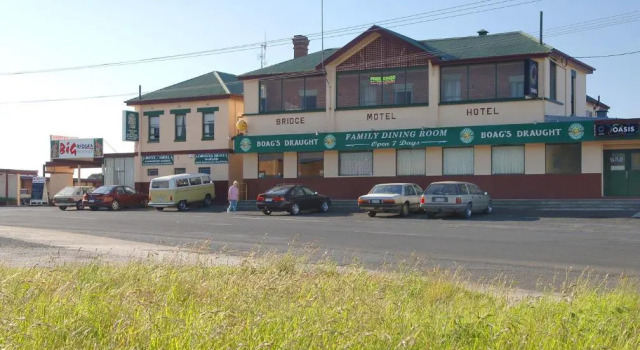 Standard Doppel Zimmer Bridge Hotel