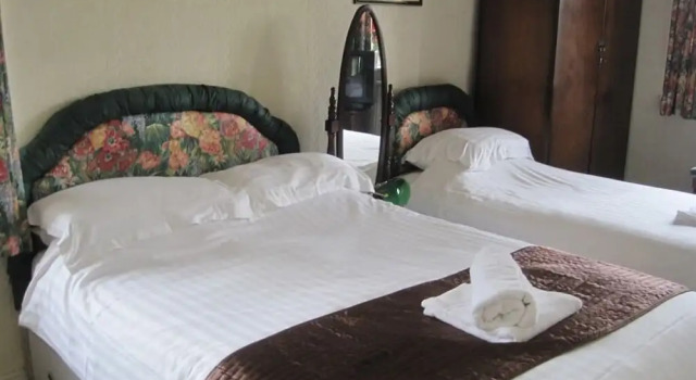 The Boars Head, Book Hotel Long Preston 