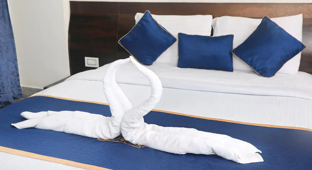Hotel Mulberry Konnect, Забронировать Отель Отели штата Махараштры 3 звезды, 3*