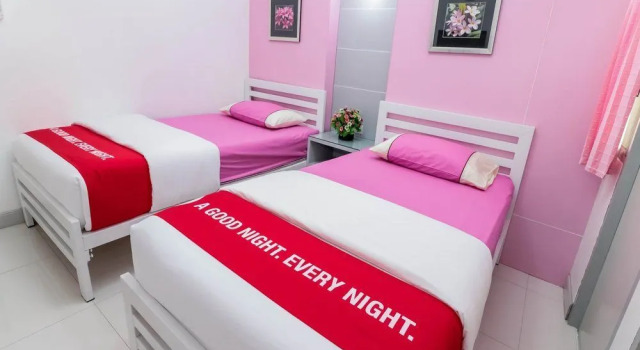 Nida Rooms Pubpla 83 Planet At Patta Place 81, Rezervovat Hotel Hotely v Central Thailand se snídaní, Snídaně