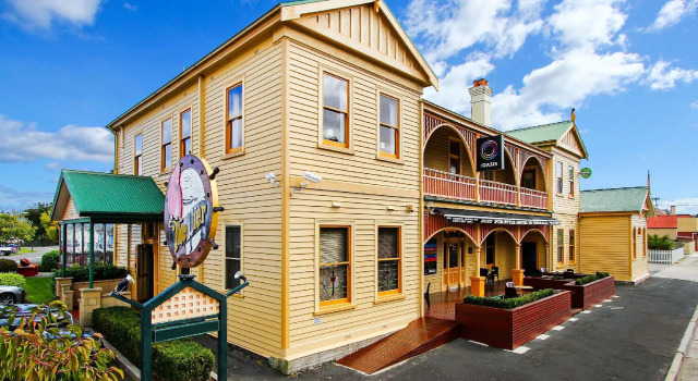 Трёхместный номер Standard Comfort Inn The Pier